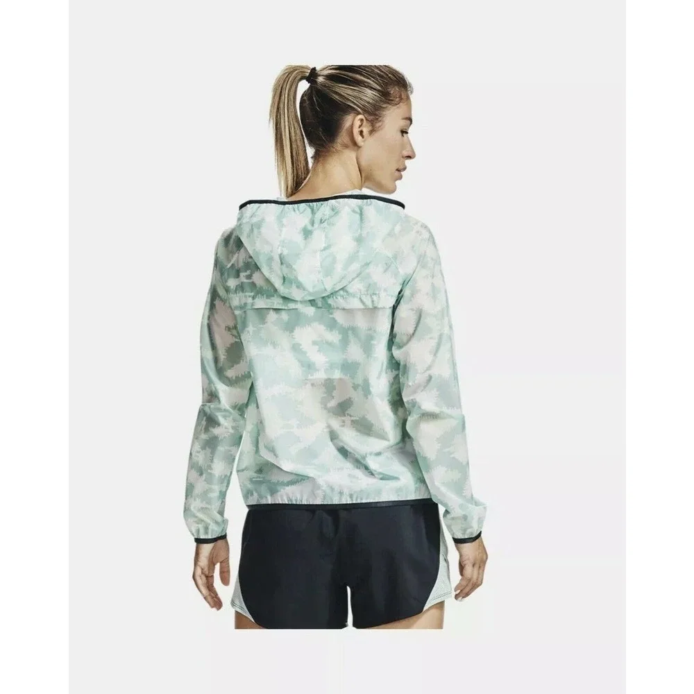 Under Armour Women's Green Storm Heat Gear Run Anywhere Hooded Jacket sz Medium